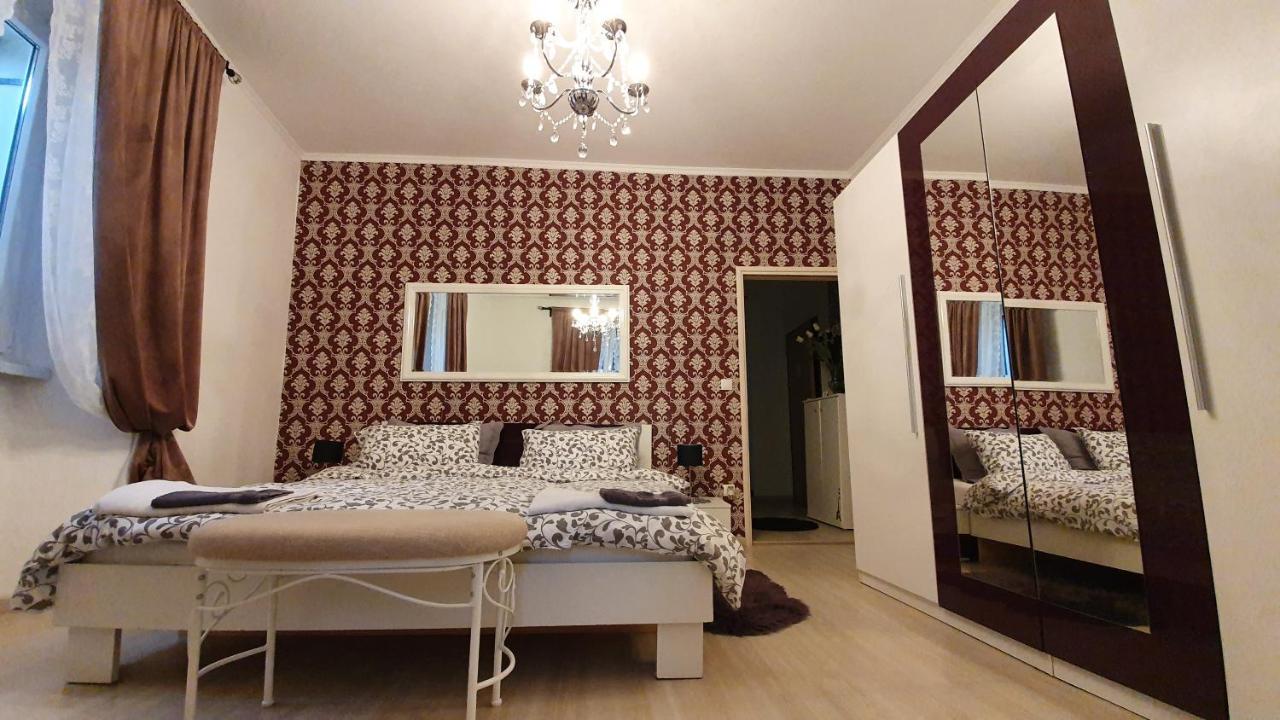 Apartments Paris Umag Extérieur photo