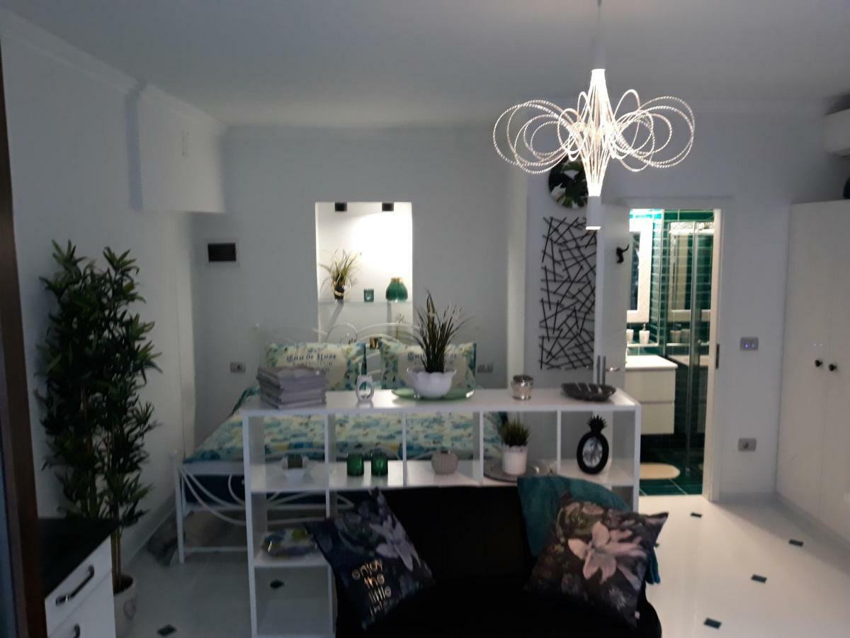 Apartments Paris Umag Extérieur photo